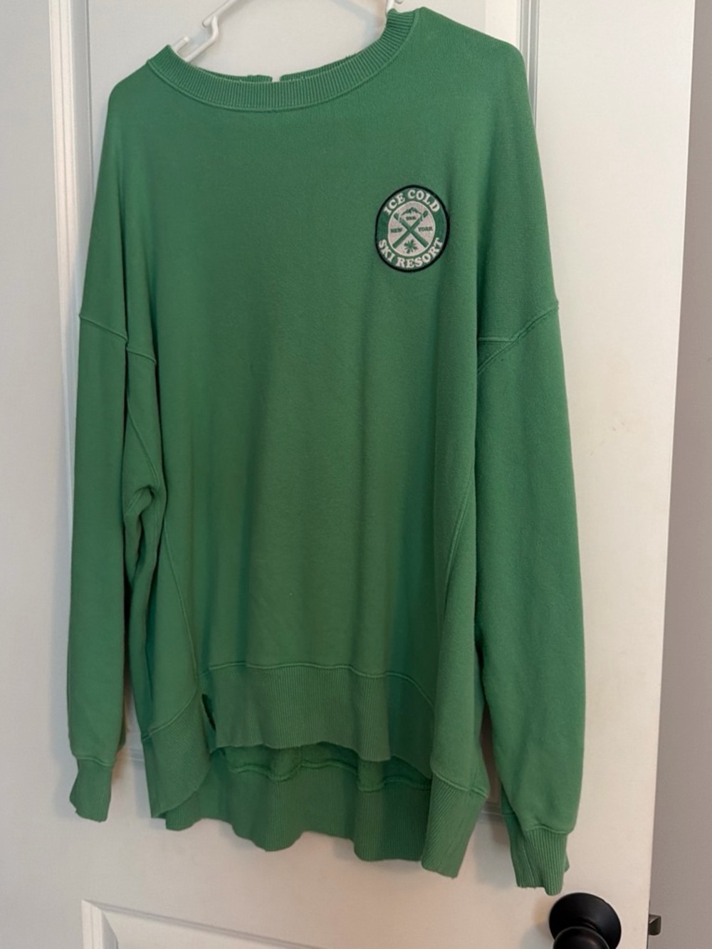aerie Green Crewneck Sweatshirt with Ski Resort Patch